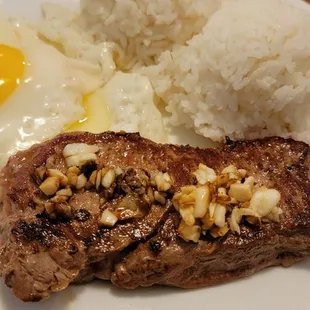6 oz steak &amp; eggs