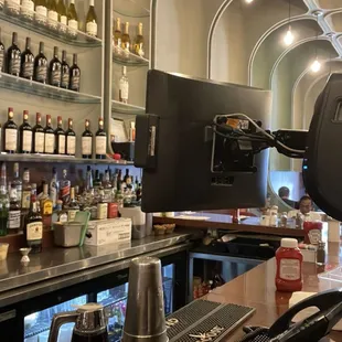 sushi and sashimi, interior