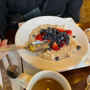 Oatmeal with Fruit
