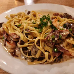 Fettuccine Della Casa with Shrimp!