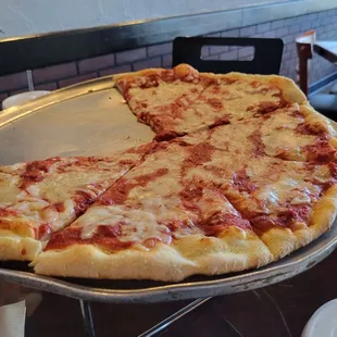 Large cheese pizza
