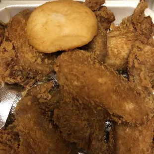 Fried Chicken Wings (6 Pieces)