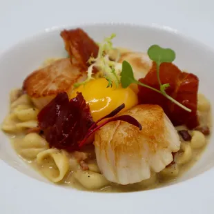 Pan Roasted Scallops with Tiny Shell Pasta Carbonara, Black Pepper, Soft Farm Egg &amp; Crispy Prosciutto