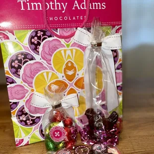 Everything we got. We didn't want to pay extra for a gift box, so this is how they package non-gift boxed chocolates.