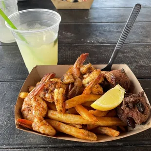 Blackened Shrimp Basket with Margarita
