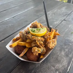 Fried oyster basket