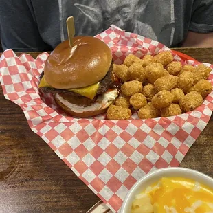 Burger with tater tots