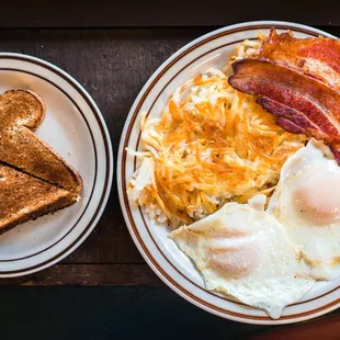 bacon, eggs and toast