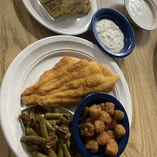 Catfish Fillet with 2 Vegetable Daily Special