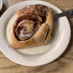 Cinnamon roll
