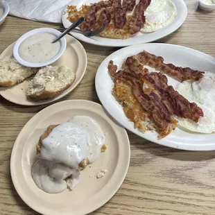 Biscuit and Gravy with Bacon
