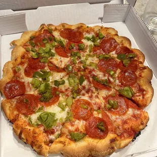 Pepperoni and bell pepper pizzs