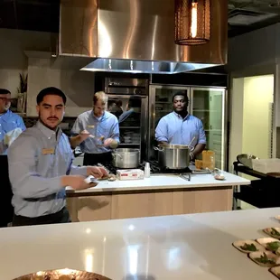 Cuisiniers AMAZING chefs!