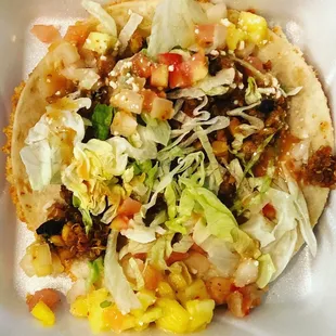 Maui (Vegetarian substitute with black bean &amp; corn quinoa)