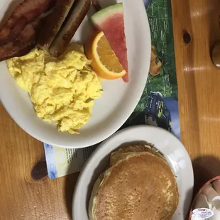 The Tin Can Wild breakfast (essentially 2 of everything)