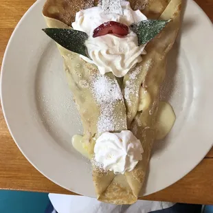 Fruit crepe