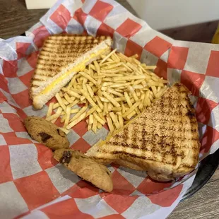 Grilled cheese
