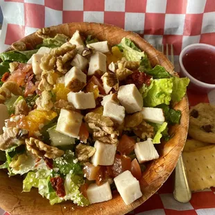 Spring salad with chicken