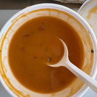Tomato basil soup