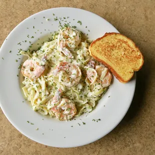 pasta dish, pasta, food