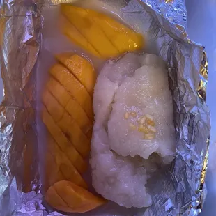 Mango sticky rice! So good!!