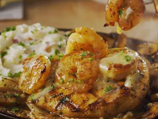 Applebee's Grill + Bar