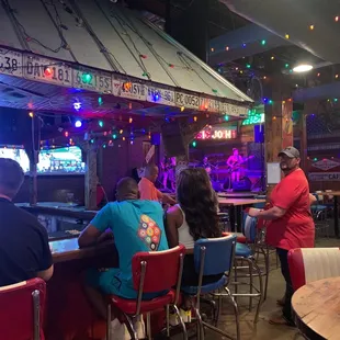 Live Music (Zombie!)