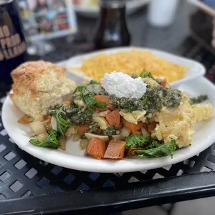 Veggie Pesto Scramble