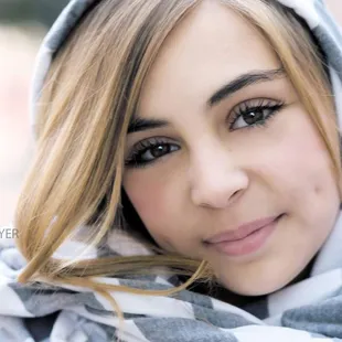 Headshot for child model/actress.