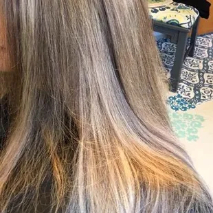 I love highlighting hair