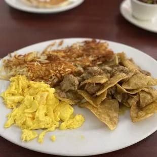 Chile verde chilaquiles