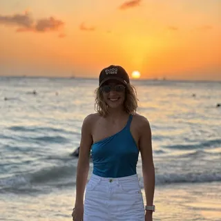 Alexa C.