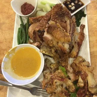 Crispy Pata Kare Kare