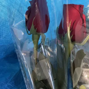 Single stem roses individually wrapped. Not sure if bows are extra, but added my own.