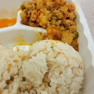 Garlic rice with ground pork and vegetables