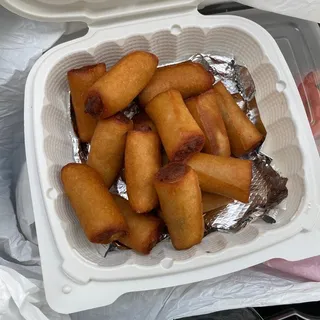 Pork lumpia shanghai (15 pcs)