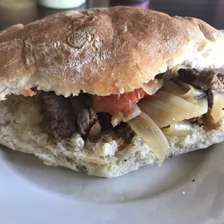 Pan con Lomito Sandwich