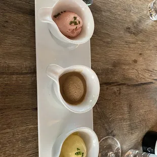 Ice cream trio sampler desert