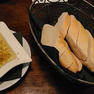 bread and dipping sauce