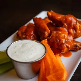 chicken, bbq wings, chicken wings, chicken wings and fried chicken, bbq chicken, fried chicken, fried chicken wings, food, poultry