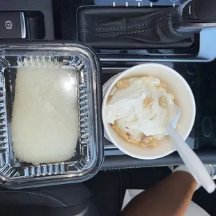 D3. Sweet Sticky Rice with Ice Cream