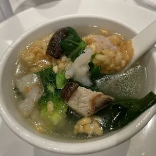Seafood Sizzling Rice Soup