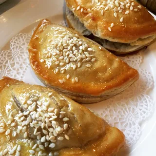 Baked BBQ Pork Puffs