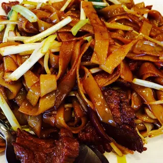Stir-Fried Beef Chow Fun