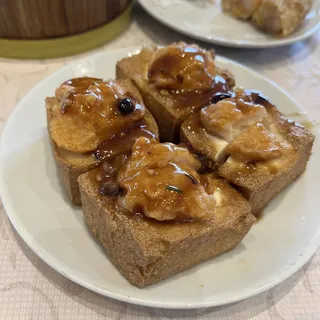 Steamed Stuffed Tofu with Minced Shrimp and Vegetables