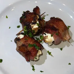 bacon wrapped in cheese and herbs