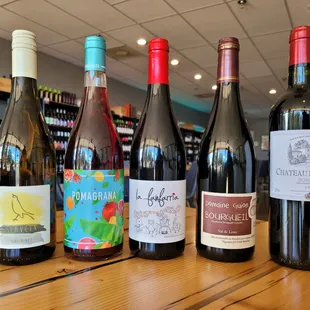 Wine tastings available all day on Thursdays, Fridays and Saturdays.