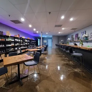 A wine bistro bar and retail shop in Strawbridge Marketplace, Virginia Beach.