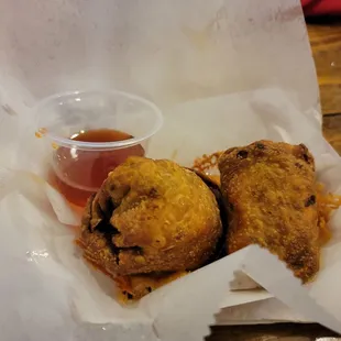 Southern egg roll. Filled with Mac and cheese and collards. Yum!