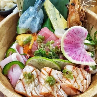 Deluxe Chirashi
